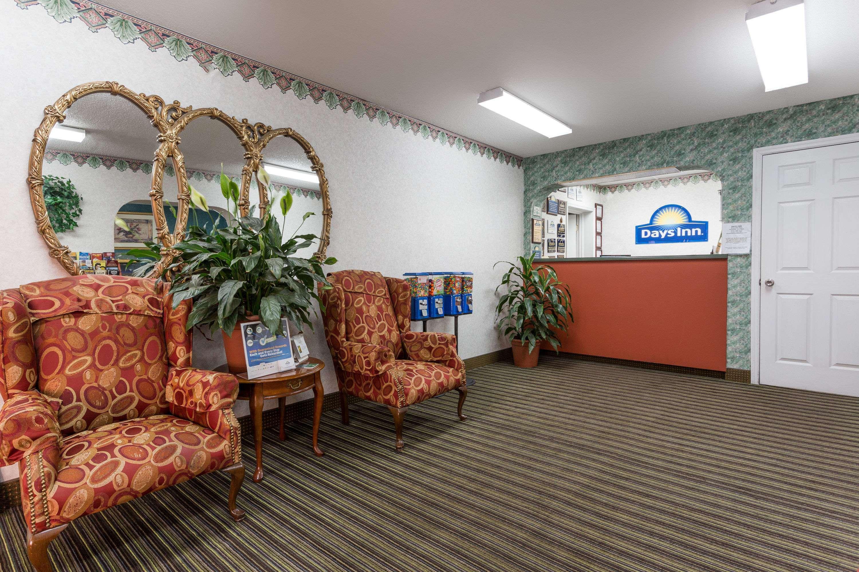 Days Inn By Wyndham Диксон Экстерьер фото